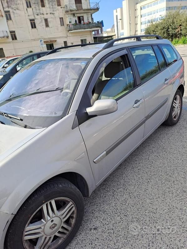 Usata Renault Mégane II 120 CV (88 kW) 2004 Marrone Station wagon