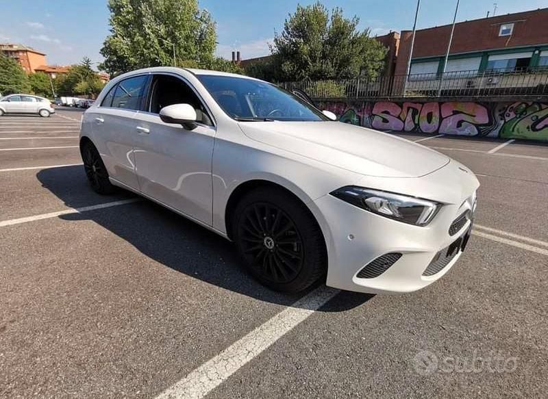 Usata 2018 Mercedes A200 Premium Tre volumi | 18.900 € (Super prezzo) - Immagine 1/4