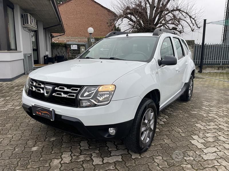 Usata Dacia Duster 110 CV (80 kW) 2014 Bianco SUV