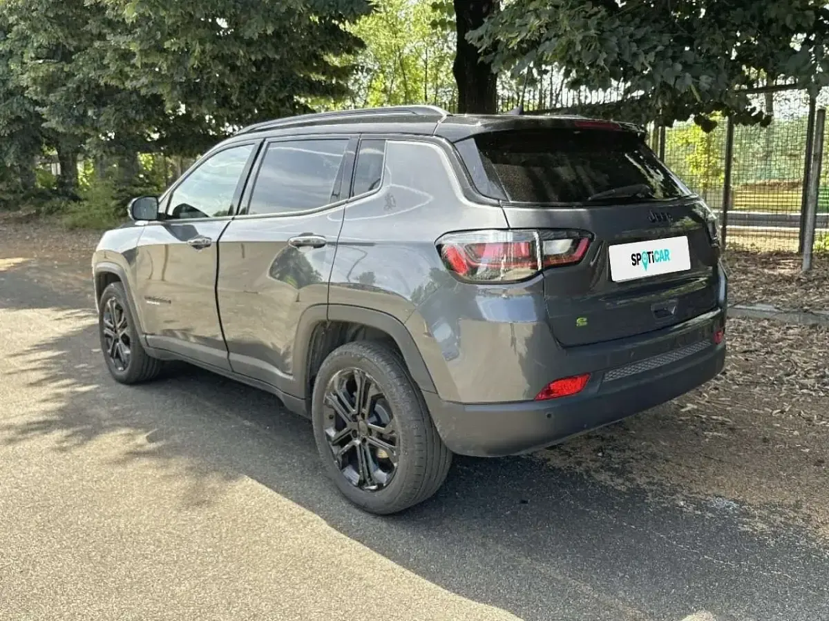 Usata Jeep Compass 131 CV (96 kW) 2023 Grigio SUV