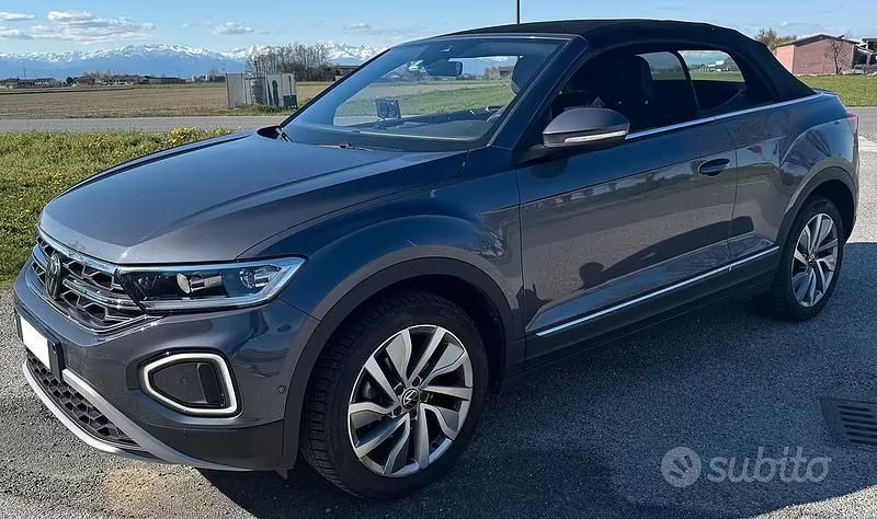 Usata VW T-Roc Cabriolet Style 150 CV (110 kW) 2023 Grigio Cabrio