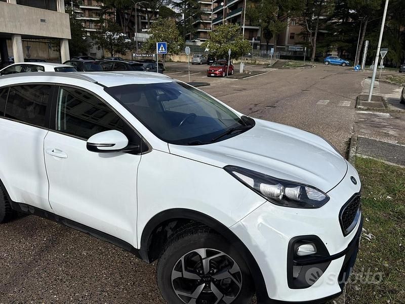 Usata Kia Sportage 136 CV (100 kW) 2021 Bianco SUV