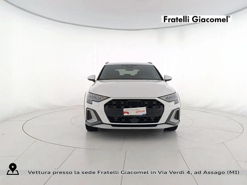 Usata Audi A3 Business 150 CV (110 kW) 2025 Bianco arkona Berlina