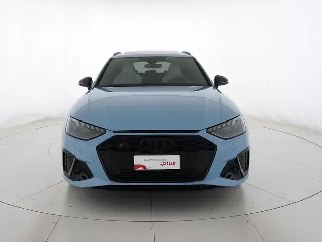 Usata Audi S4 Sport 341 CV (250 kW) 2024 Exclusive  blau gulf Station wagon