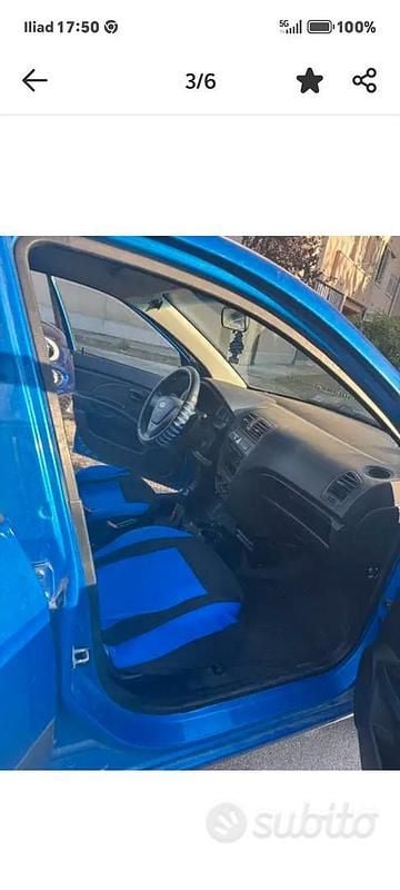 Usata Kia Picanto 61 CV (44 kW) 2008 Blu Utilitaria