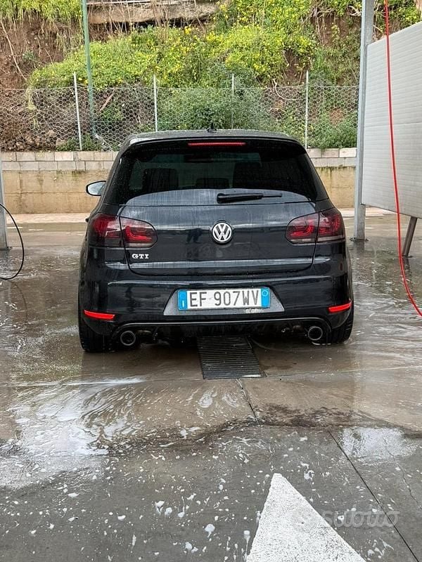 Usata VW Golf VII GTI 210 CV (154 kW) 2016 Nero Utilitaria