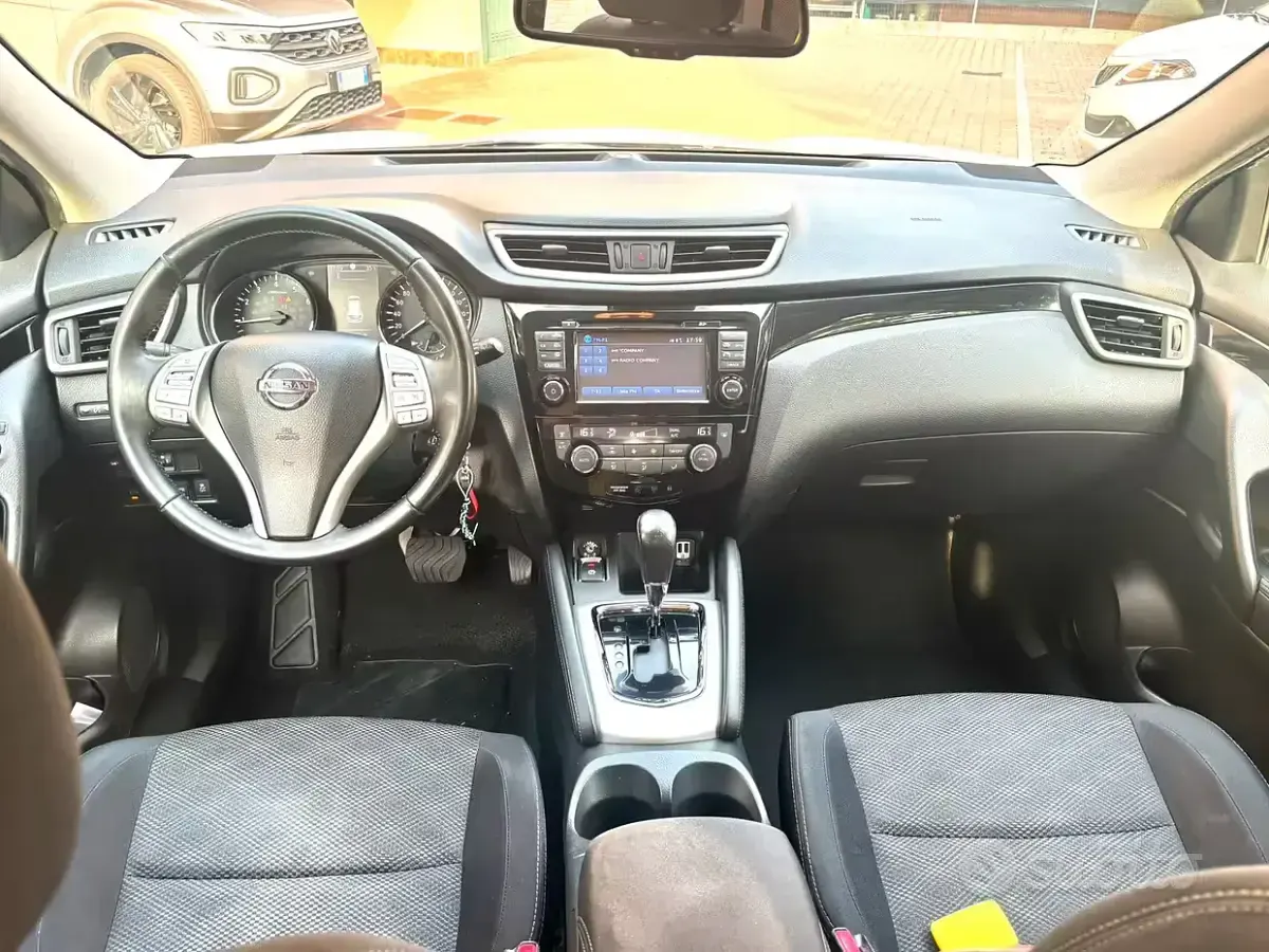 Usata Nissan Qashqai 116 CV (85 kW) 2016 Bianco SUV