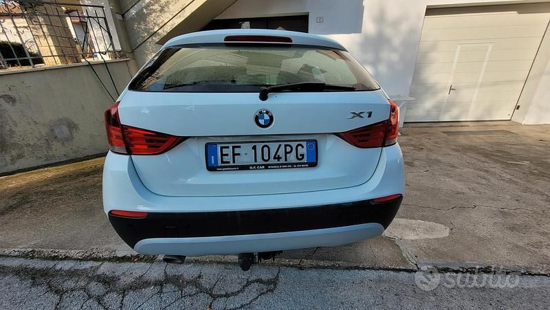 Usata BMW X1 150 CV (110 kW) 2010 Bianco SUV