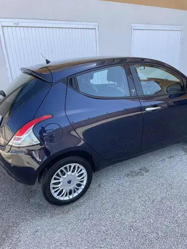Usata Lancia Ypsilon S 95 CV (69 kW) 2017 Utilitaria
