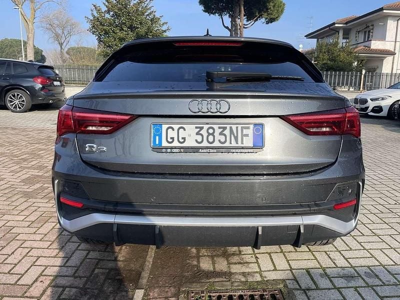 Usata Audi Q3 Sportback S-Line 150 CV (110 kW) 2020 Grigio SUV