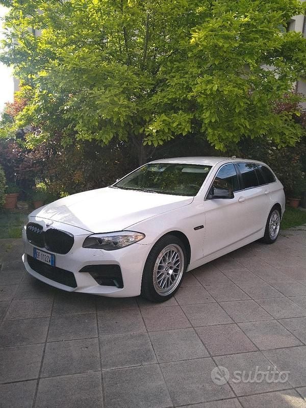 Usata BMW 525 Efficient Dynamics 204 CV (150 kW) 2010 Bianco Station wagon