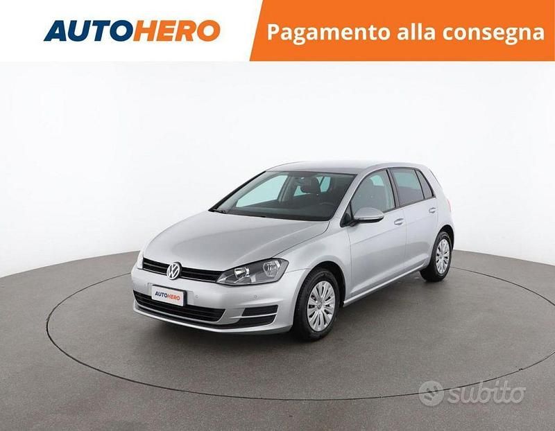 Grigio Usata 2015 VW Golf VII Trendline Tre volumi | 10.199 € (Ottimo prezzo) - Immagine 1/2