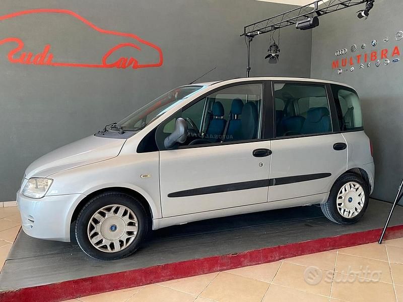 Usata Fiat Multipla Emotion 120 CV (88 kW) 2007 Grigio Monovolume