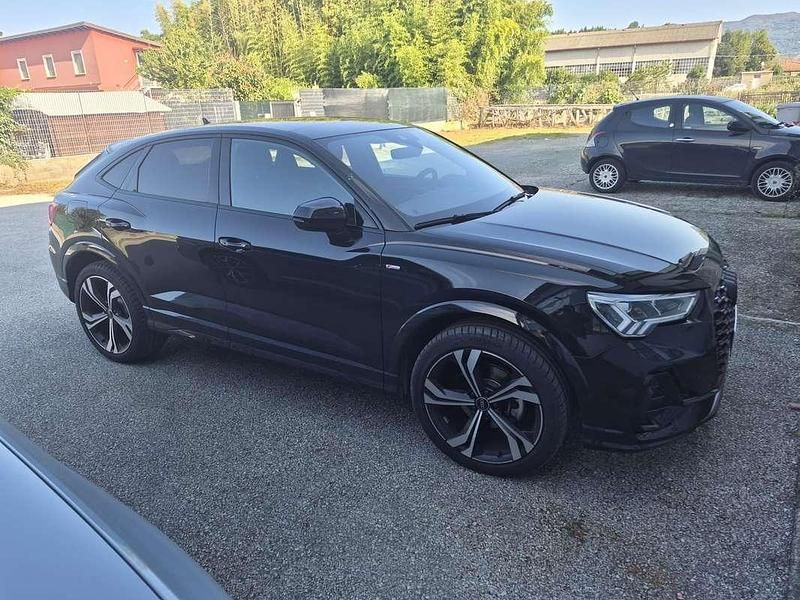 Nero Usata 2024 Audi Q3 Sportback Ambiente SUV | 45.000 € (Molto cara) - Immagine 1/4