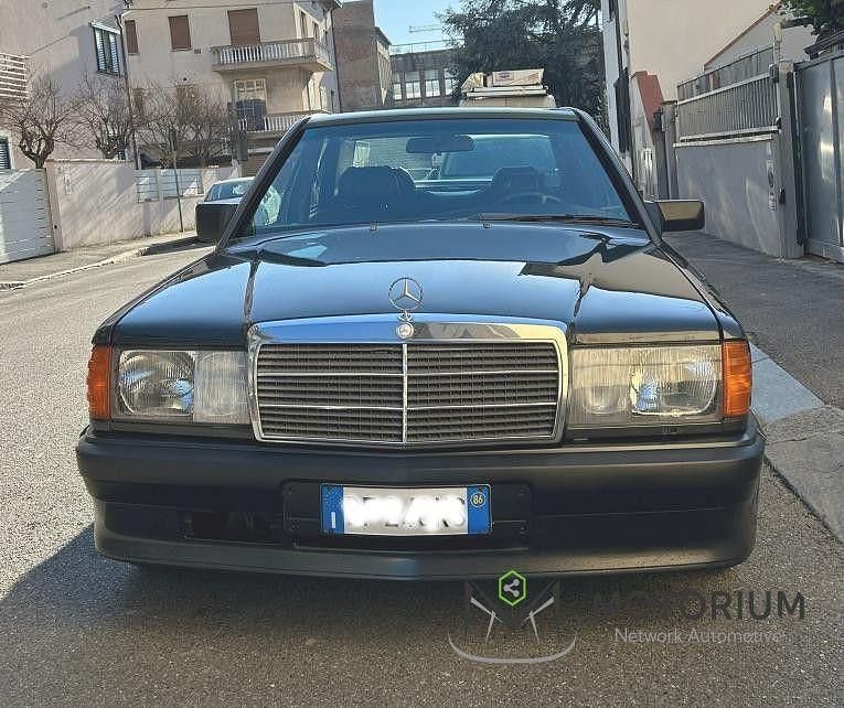Usata Mercedes 190 184 CV (135 kW) 1986 Giallo Berlina