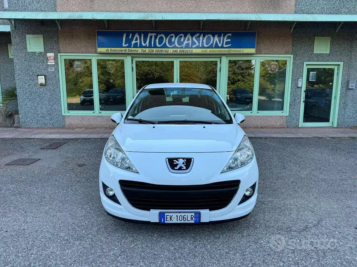 Usata Peugeot 206 60 CV (44 kW) 2010 Bianco Utilitaria