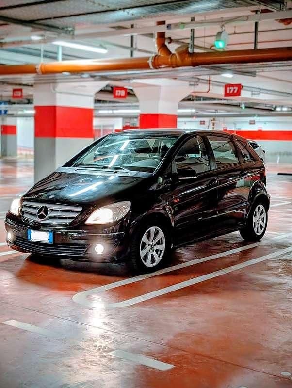 Brugt Mercedes B180 Executive 109 HK (80 kW) 2011 MPV