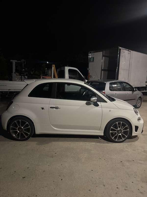Usata Abarth 595 Turismo 165 CV (121 kW) 2022 Bianco Utilitaria