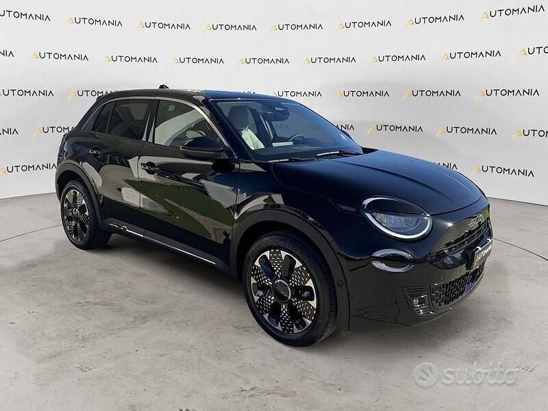 Nuova Fiat 600 La Prima 145 CV (106 kW) 2025 SUV