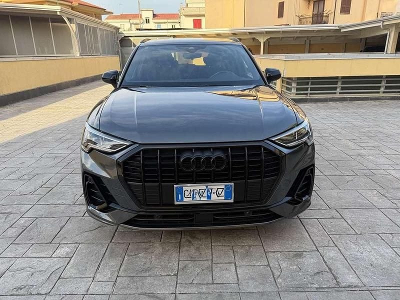 Usata Audi Q3 S-Line 150 CV (110 kW) 2023 Grigio SUV