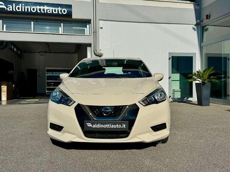 Usata Nissan Micra Acenta 101 CV (74 kW) 2020 Beige Berlina