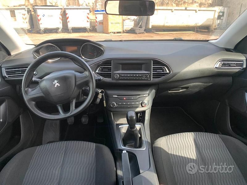 Usata Peugeot 308 SW 100 CV (73 kW) 2016 Bianco Station wagon