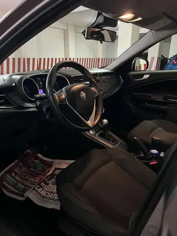 Usata Alfa Romeo Giulietta 120 CV (88 kW) 2018 Utilitaria