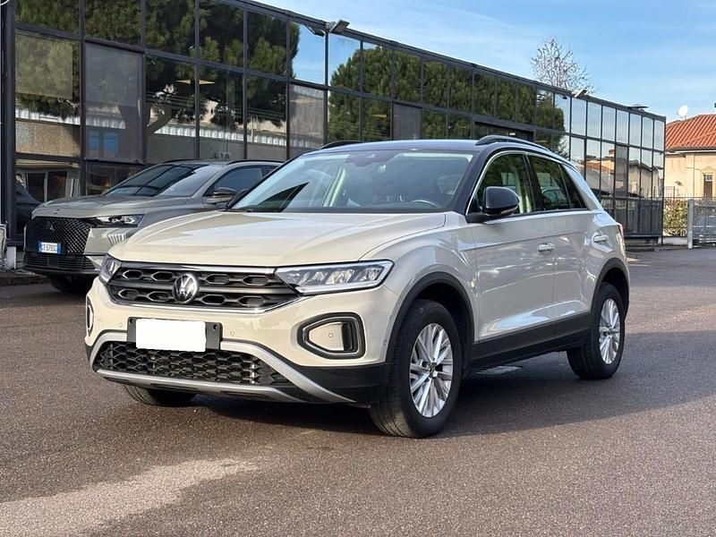 Brugt VW T-Roc Life 110 HK (80 kW) 2024 SUV