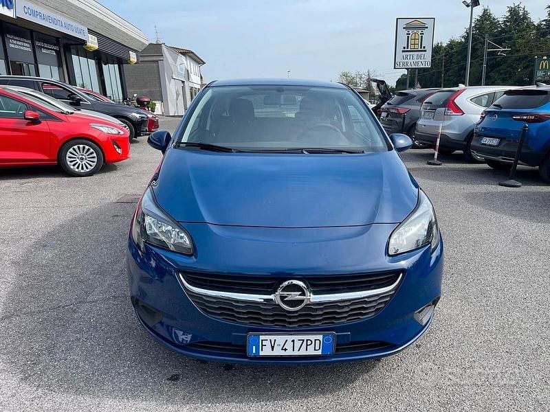 Usata Opel Corsa Innovation 90 CV (66 kW) 2019 Blu/azzurro Utilitaria
