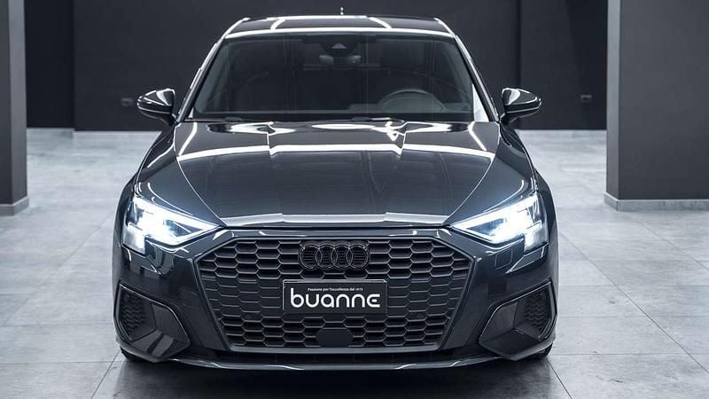 Usata Audi A3 Cabriolet Ambiente 116 CV (85 kW) 2020 Grigio scuro metallizzato Cabrio