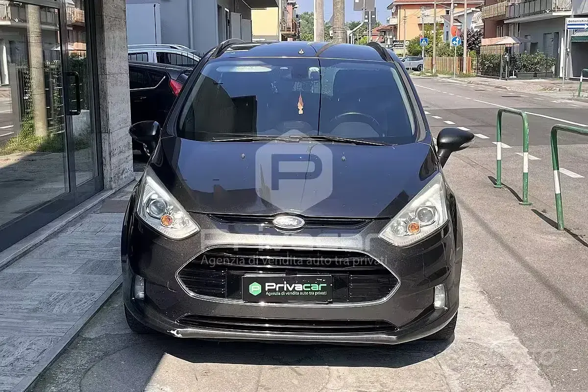 Usata Ford B-MAX Titanium 95 CV (69 kW) 2016 Grigio Monovolume