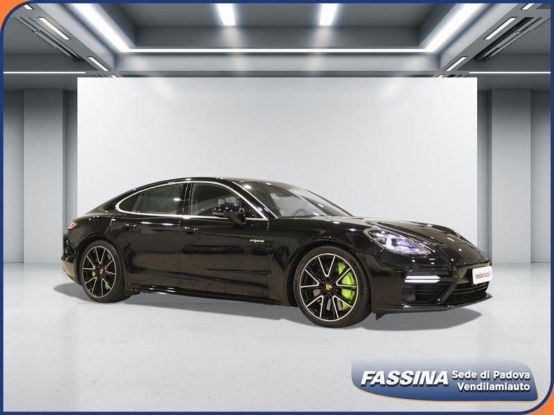 Usata Porsche Panamera 680 CV (500 kW) 2018 Nero Utilitaria