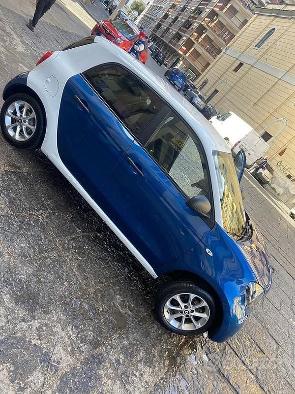 Usado Smart ForFour 61 CV (44 kW) 2016 Azul Utilitario