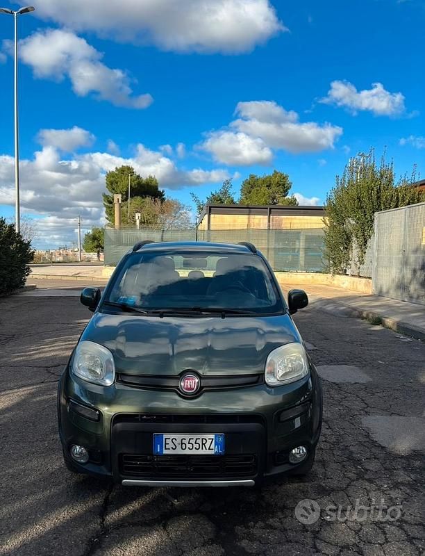Usata Fiat Panda 4x4 75 CV (55 kW) 2013 Verde Utilitaria