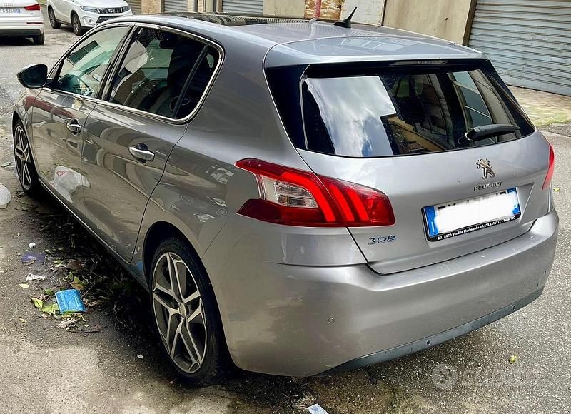 Usata Peugeot 308 Allure 115 CV (84 kW) 2015 Grigio Berlina