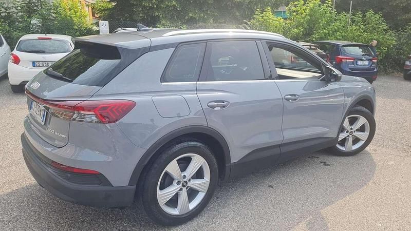 Usata 2022 Audi Q4 Sportback e-tron Ambiente SUV | 27.000 € - Immagine 1/4