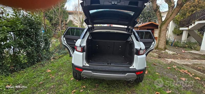 Usata Land Rover Range Rover evoque 200 CV (147 kW) 2018 Bianco SUV