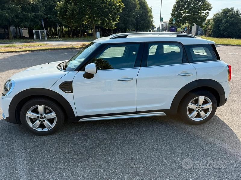 Bianco Usata 2017 Mini One Countryman SUV | 15.500 € (Buon prezzo) - Immagine 1/4