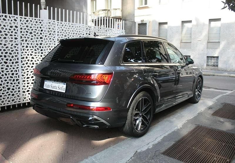 Usata Audi Q7 S-Line 286 CV (210 kW) 2022 Grigio daytona met. SUV
