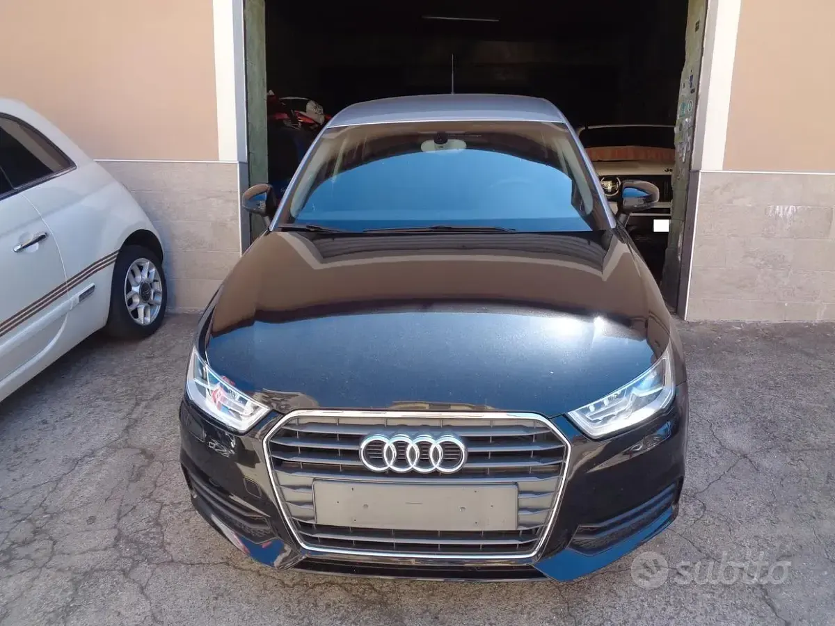 Occasion Audi A1 Sportback Comfort 90 ch (66 kW) 2018 Noir Citadine