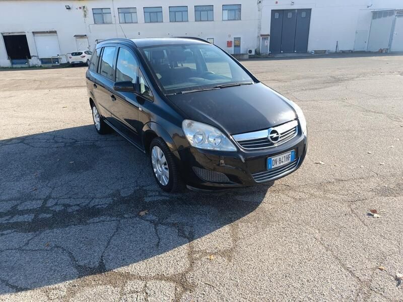 Nero Usata 2009 Opel Zafira Enjoy Monovolume | 3650 € (Molto cara) - Immagine 1/4