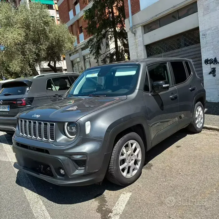 Usata Jeep Renegade Limited 130 CV (95 kW) 2023 Grigio SUV