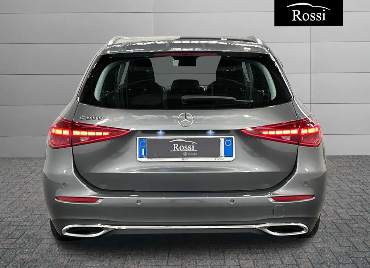 Usata Mercedes 200 Advanced 163 CV (119 kW) 2025 Grigio selenite Station wagon