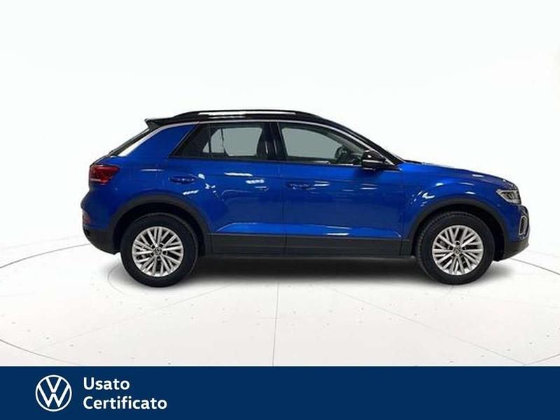 Usata VW T-Roc Life 150 CV (110 kW) 2023 Blu SUV