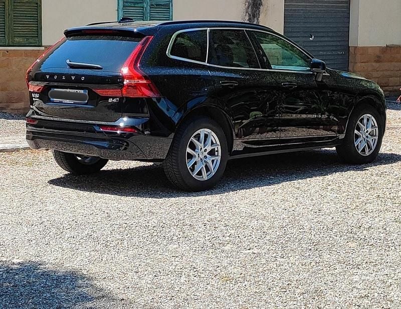 Nero Usata 2023 Volvo XC60 Plus SUV | 39.000 € (Ottimo prezzo) - Immagine 1/4