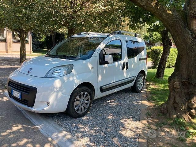Usata Fiat Qubo Trekking 75 CV (55 kW) 2013 Bianco Monovolume