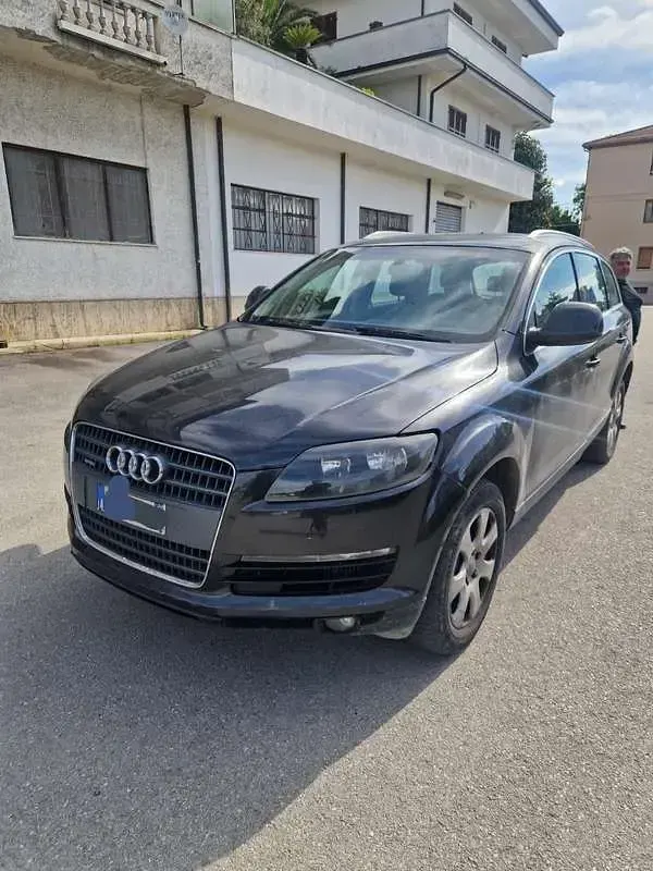 Usata Audi Q7 Advanced 239 CV (175 kW) 2008 SUV
