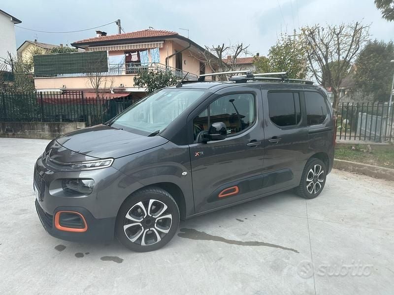 Usata Citroën Berlingo Shine 130 CV (95 kW) 2019 Grigio Monovolume