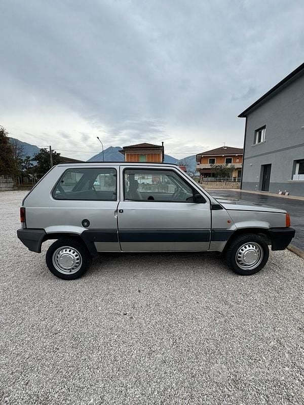 Usata Fiat Panda 45 CV (33 kW) 1991 Grigio Berlina