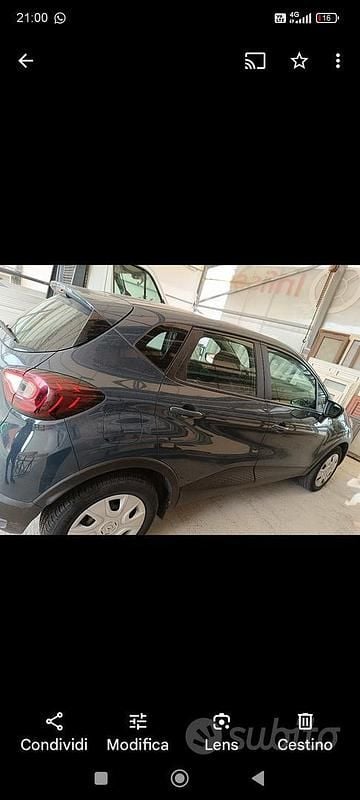 Usata Renault Captur 90 CV (66 kW) 2019 Blu SUV